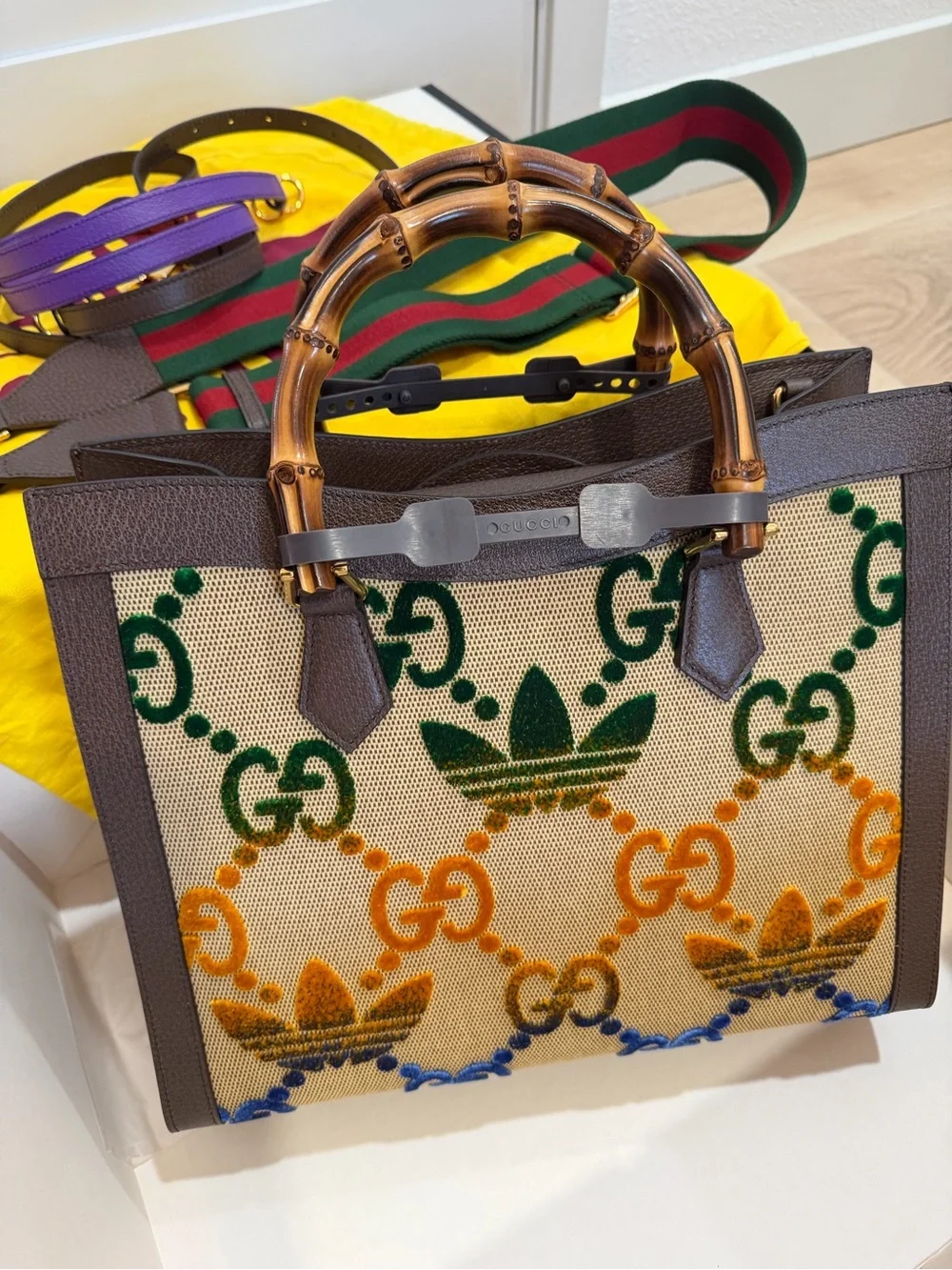 Gucci x Adidas Diane Medium Tote - Picture 7 of 13